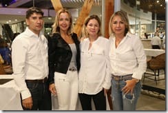 Carlos Zamora, Elena Valenzuela, Pamela Collantes y Rossana Ducaseau