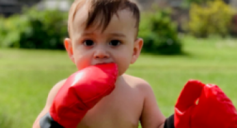 Niño de 16 meses busca a un donante compatible en todo el mundo