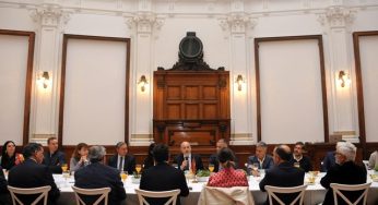 Cámara de Comercio de Valparaíso busca reactivar economía en visita a ex Bolsa de Valores