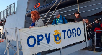 OPV “Comandante Toro” recaló a Valparaíso con estudiantes desde Juan Fernández