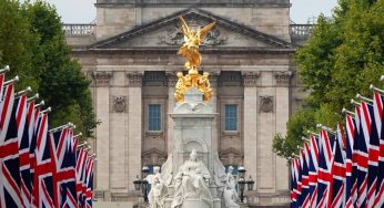 Tradición y negociación: la coronación de Carlos III