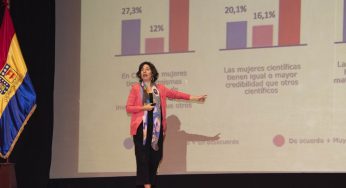 Ministra de Ciencia Aisén Etcheverry llamó a masificar el conocimiento para el desarrollo del país