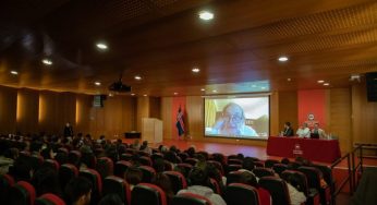 Premio Nobel de Física 2020 dictó charla inaugural en Conferencia Internacional sobre la “Neurología Cuántica, el Origen de la Conciencia” organizada por la UNAB