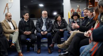 Mineduc inicia despliegue de equipos para reintegrar estudiantes al sistema: más de 1.400 profesionales harán puerta a puerta por todo Chile