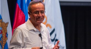 La academia se reunió en pleno para conmemorar el 75° aniversario del transistor en Duoc UC Sede Valparaíso