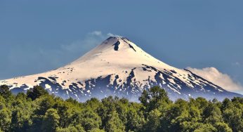 Aumenta actividad en el Volcán Villarrica: seguidilla de sismos volcanotectónicos se registran en su interior constantemente