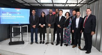 Mineduc y Huawei abren convocatoria a becas en China para potenciar el talento digital
