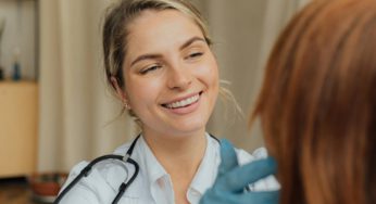 Exámenes médicos: los chequeos que deben realizarse las mujeres periódicamente