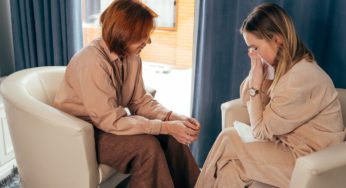 Conectados pero Aislados: La Lucha por la Salud Mental en la Era Digital