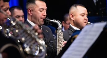 Tradición Navideña: Concierto de la Big Band de la Armada de Chile en el Centro de Extensión Duoc UC Sede Valparaíso
