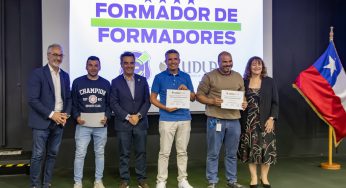 Everton y UDLA certifican a 50 técnicos de fútbol amateur a través del Programa Formador de Formadores