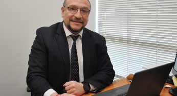 Reflexionando acerca de las redes sociales: Polarización y crisis de la democracia