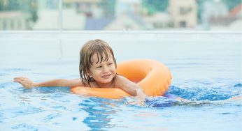 Seguridad infantil en piscinas: cómo prevenir y responder a los principales incidentes que ocurren en verano