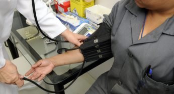 Nueva ley contempla derivar a pacientes no Ges a la red privada de salud cuando se incumplan tiempos de atención