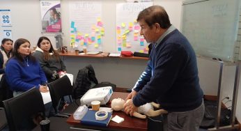 Monitoras de primeros auxilios de jardines Integra se capacitan para la atención de emergencias de salud