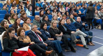 Docentes y asistentes de colegios de Quilpué se capacitan en estrategias inclusivas para abordar el autismo a través de proyecto Aula del Futuro de UDLA