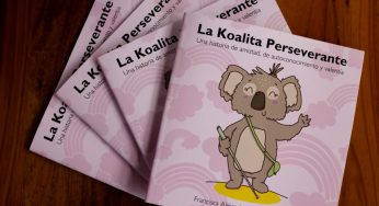 Escritora emergente regional en situación discapacidad visual presenta su primer libro