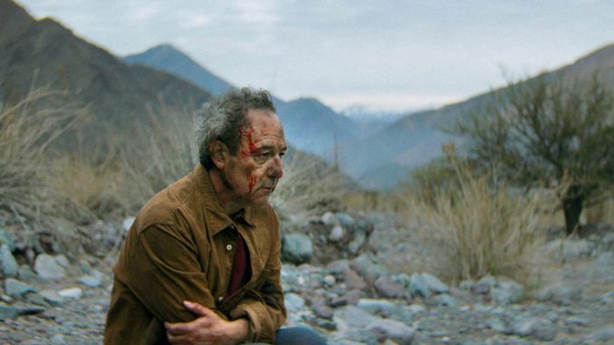 Cartelera de cine chileno en el Centro Cultural Leopoldo Silva de Quillota