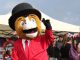 Don Derby, la nueva mascota oficial del Valparaíso Sporting Club presentada durante la Fiesta Criolla.