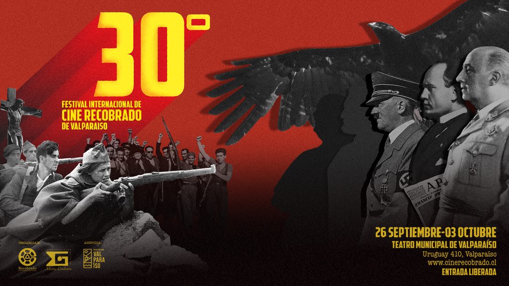 Proyección cinematográfica en formato de 16mm durante el Festival Internacional de Cine Recobrado de Valparaíso.