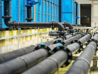 Estudiantes de la PUCV presentan innovador sistema de sensores para detectar filtraciones de agua potable sin romper calles.