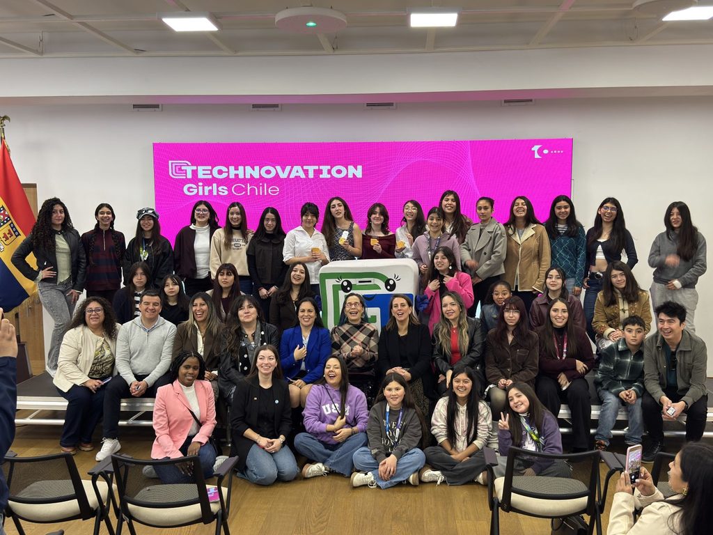 Ceremonia de premiación de Technovation Girls en la Universidad Técnica Federico Santa María