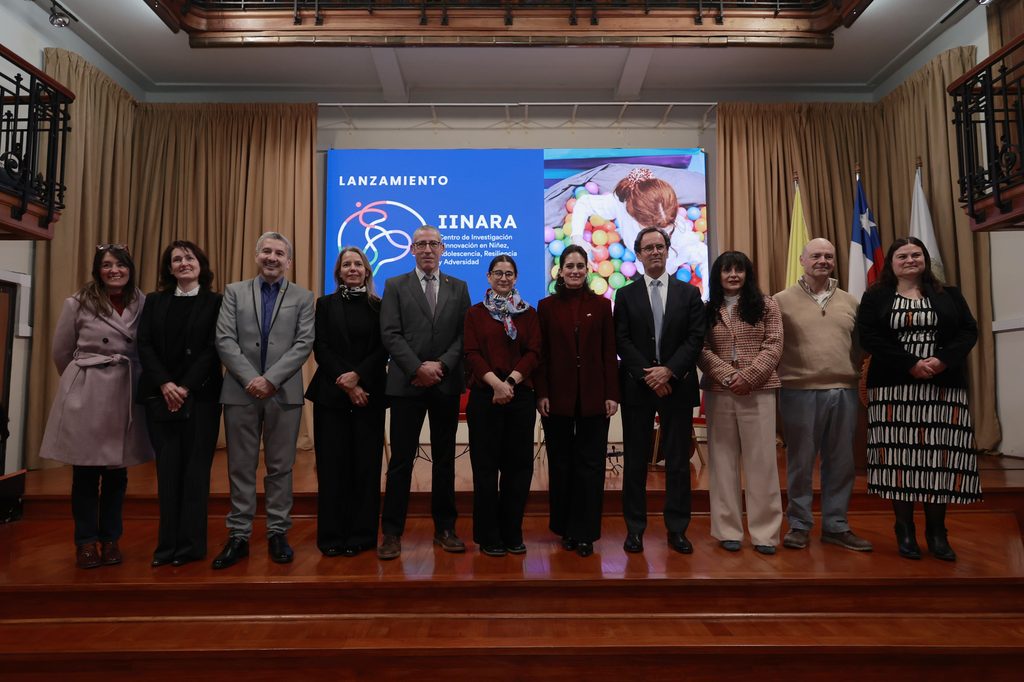 Ceremonia de lanzamiento del Centro de Investigación IINARA enfocado en el bienestar de la niñez y adolescencia