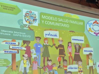 Funcionarios de la salud en Quillota participando en jornada de capacitación sobre el modelo de salud familiar