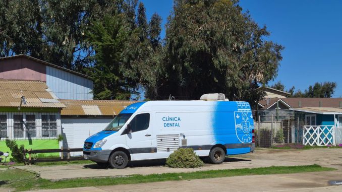 Alcalde y concejo municipal de Los Vilos aprobando nuevas inversiones para salud y seguridad vial
