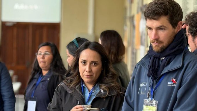 Agricultores y expertos reunidos en el seminario de agrobiodiversidad para debatir sobre comercialización sostenible en Valparaíso